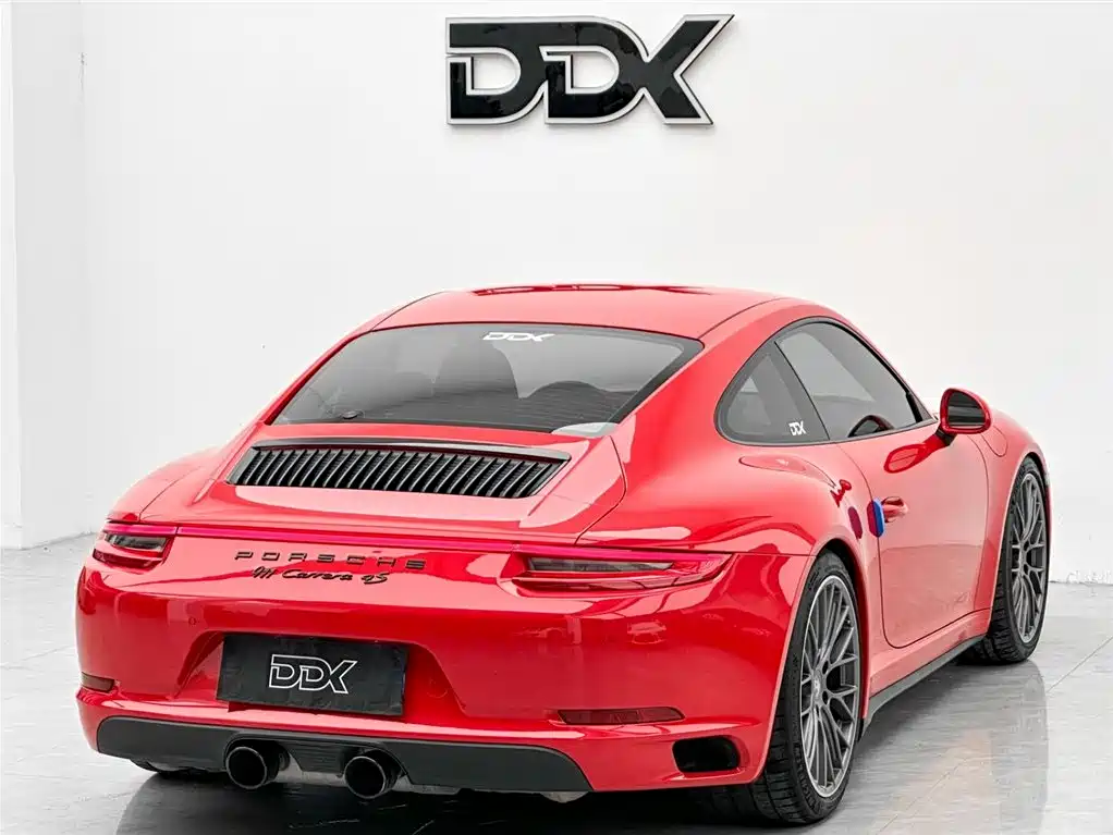 Porsche 911 2016 Carrera 4S 3.0T фото 5