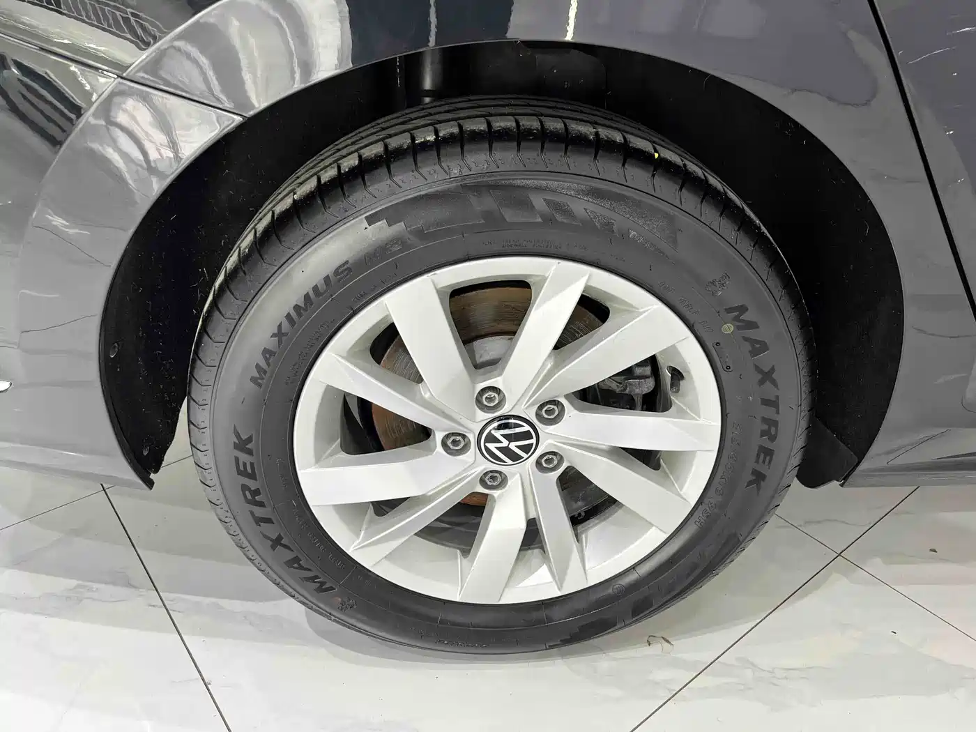 Volkswagen Passat 2021 Model 280TSI Business Edition фото 19