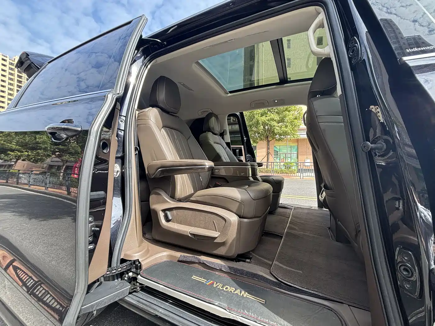 Volkswagen Viloran 2020 330TSI Luxury Edition фото 13