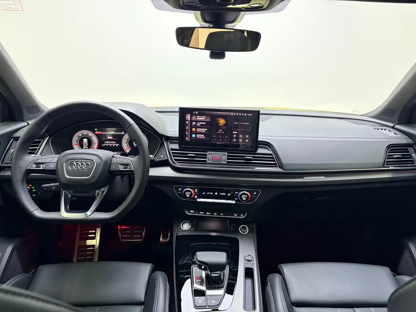 Audi Q5L 2025 45th Anniversary Edition 45 TFSI Luxury Sport фото 19