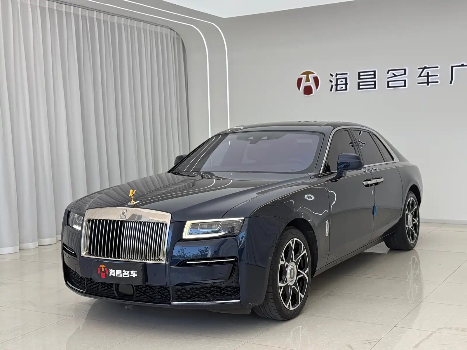 Фото 1 - Rolls-Royce Ghost