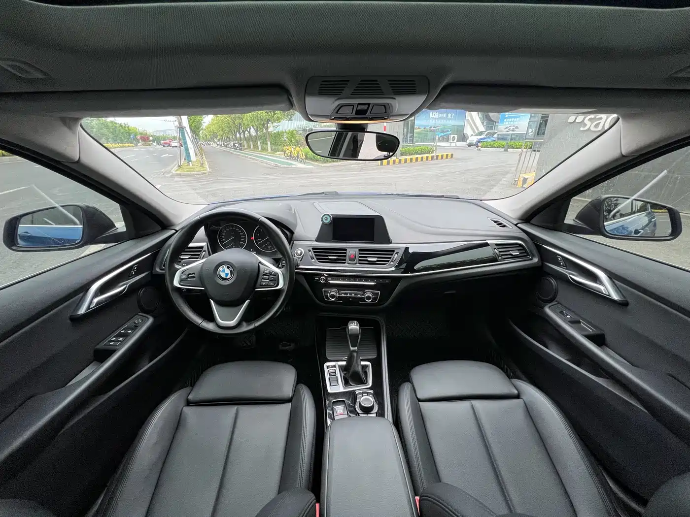 BMW 1 Series 2017 118i Sport фото 6