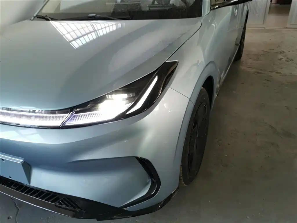 ARCFOX T1 2025 2025 425 Base Version