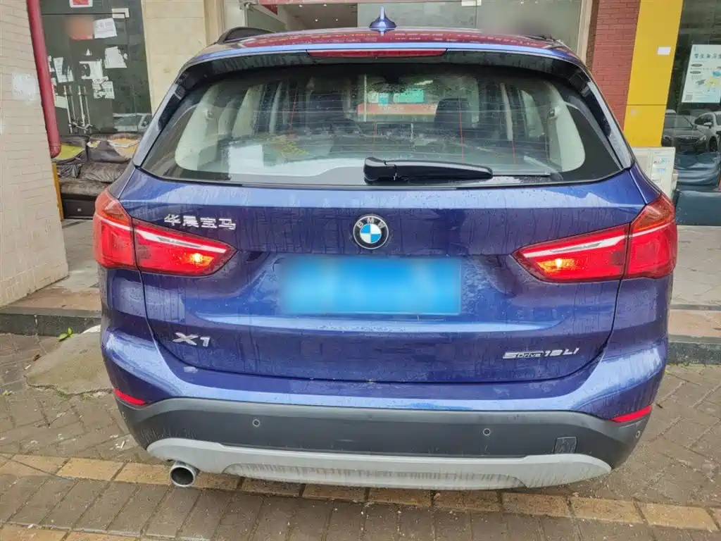 BMW X1 2019 sDrive18Li Fashion Model фото 6
