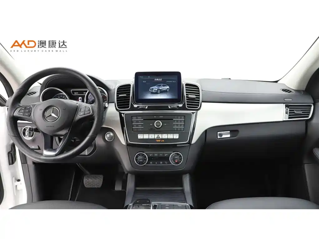 Mercedes-Benz GLE Coupe 2017 GLE 400 4MATIC Coupe SUV фото 5