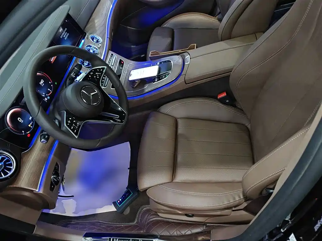 Mercedes-Benz E-Class 2023 Facelift E 260 L фото 15
