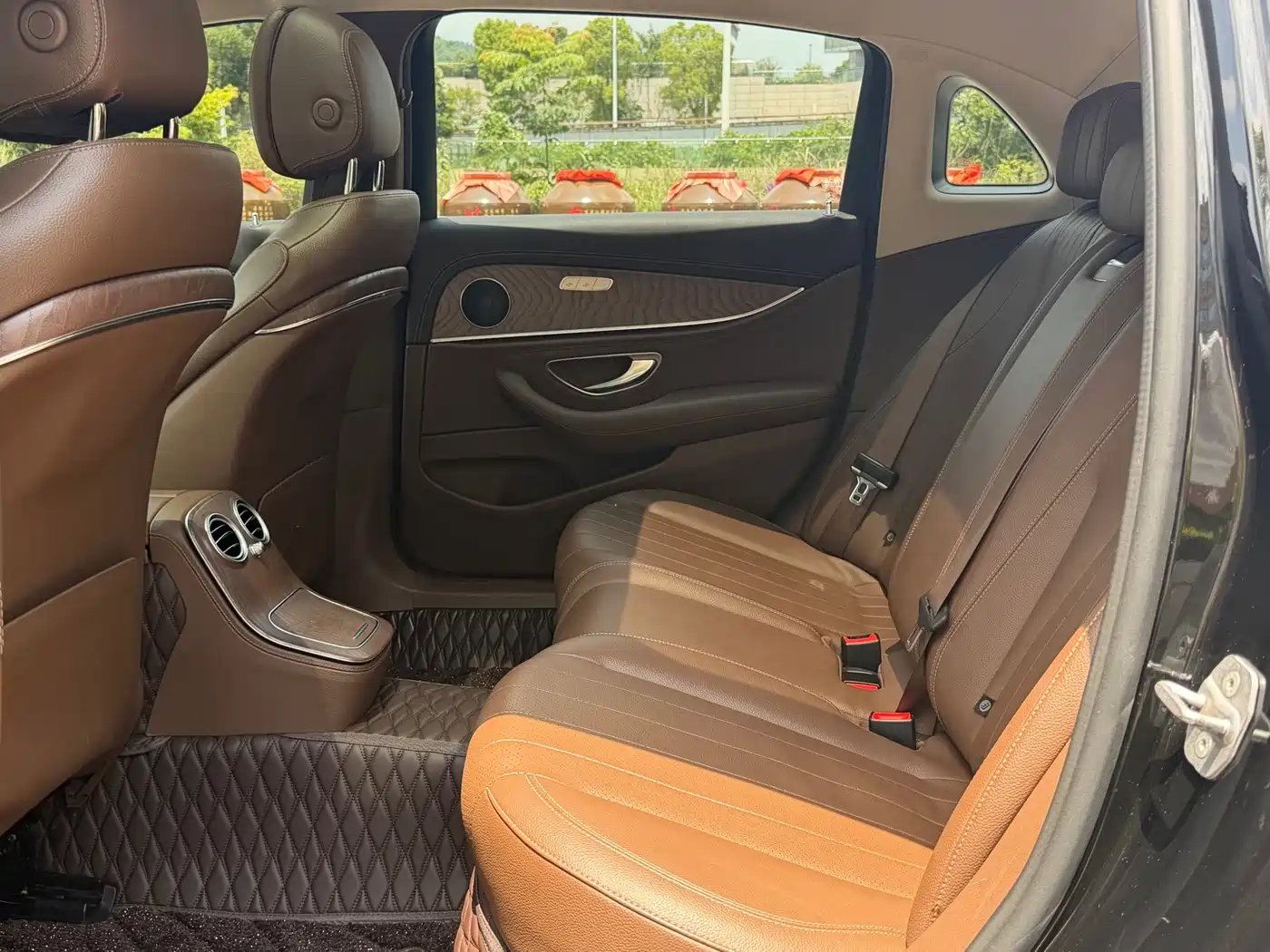Mercedes-Benz E-Class 2021 E 300 L Fashion фото 12