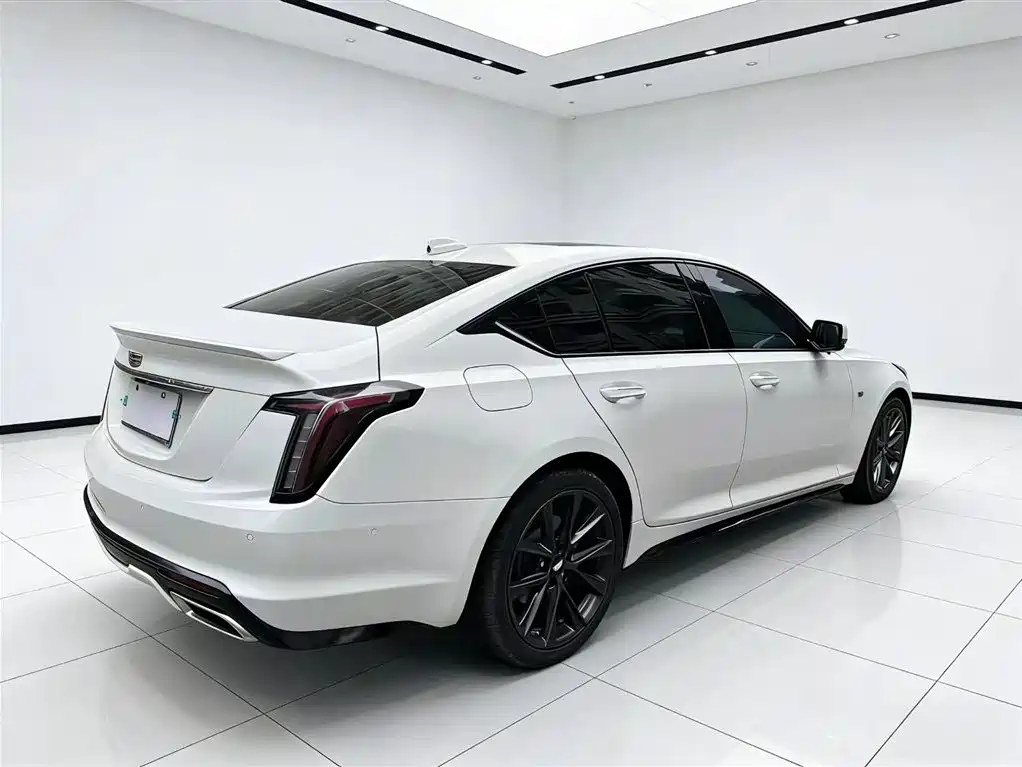 Cadillac CT5 2023 28T Platinum Style фото 5