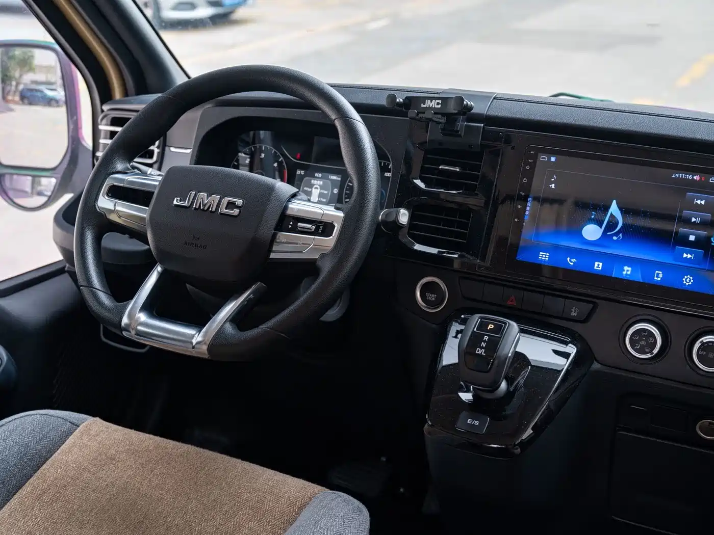 Jiangling JMC Fushun 2024 Commercial Operation Modified Vehicle 2.0T Auto Business Comfort 10-Seater фото 14