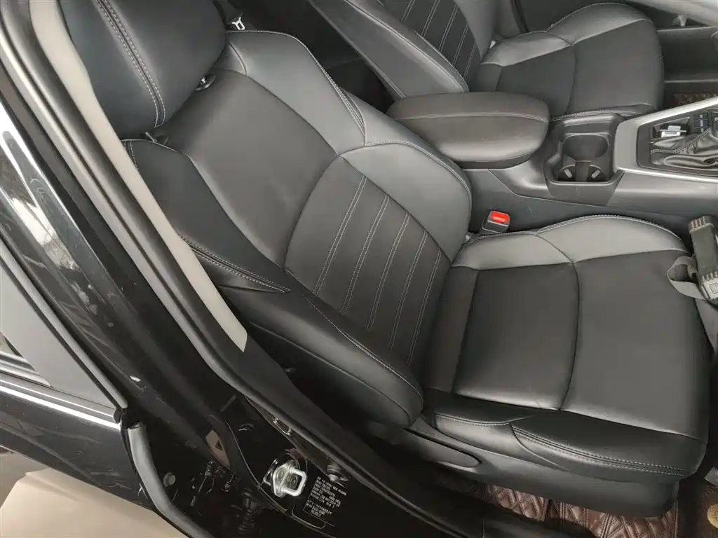 Toyota Wildlander 2022 2.0L CVT FWD Luxury PLUS Edition фото 25