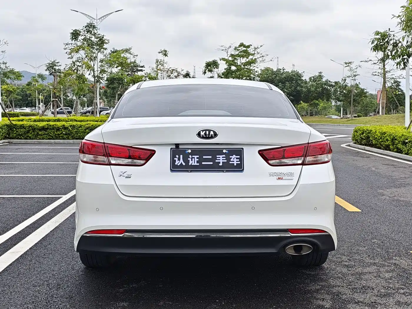KIA K5