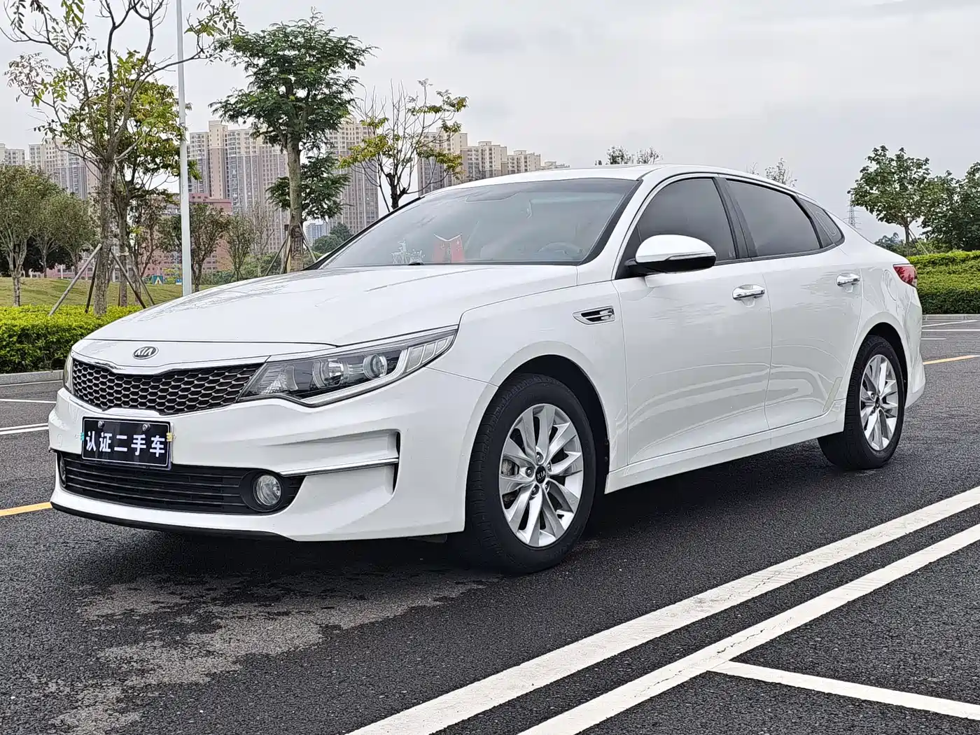 KIA K5