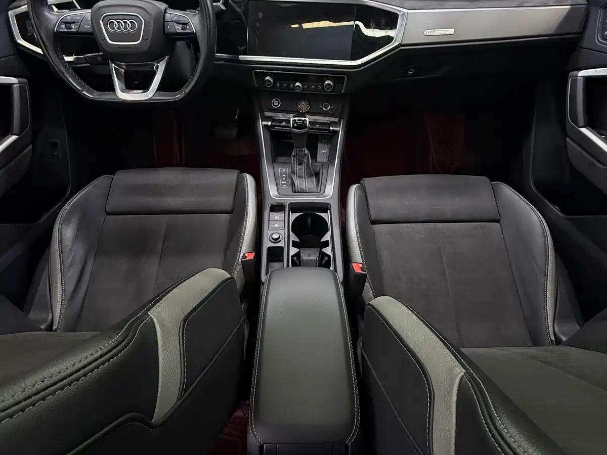 Audi Q3 2023 35 TFSI Fashion Dynamic (1.4T) фото 8