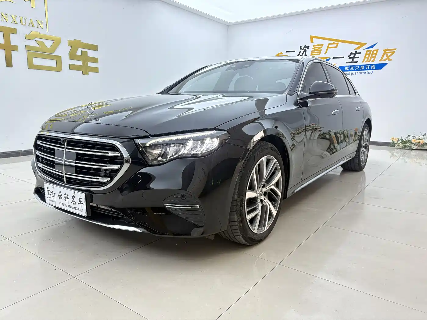 Mercedes-Benz E-Class 2025 E 300 L Fashion