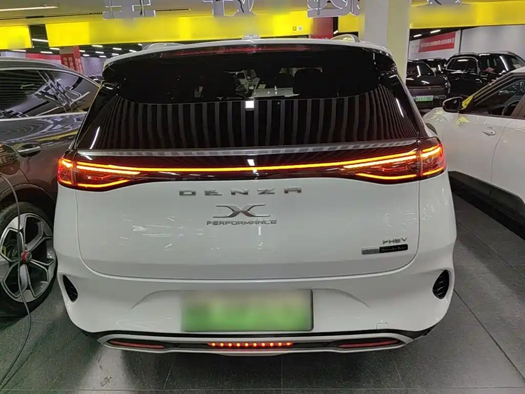 Denza X 2020 Model PHEV Flagship Edition фото 6