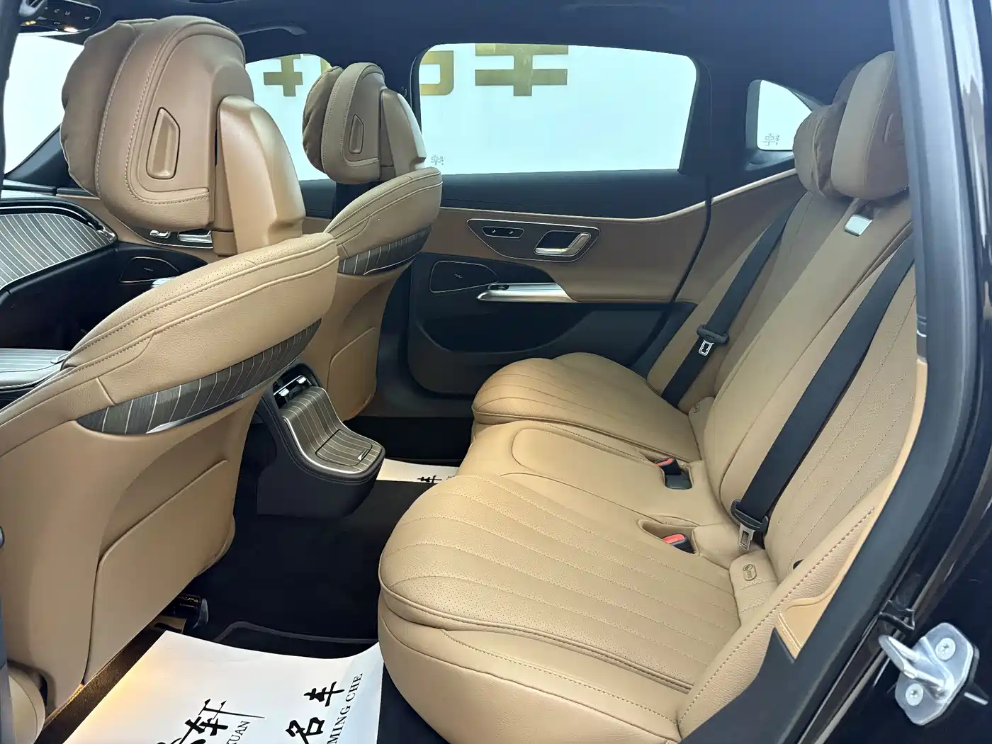 Mercedes-Benz E-Class 2025 E 300 L Fashion фото 10