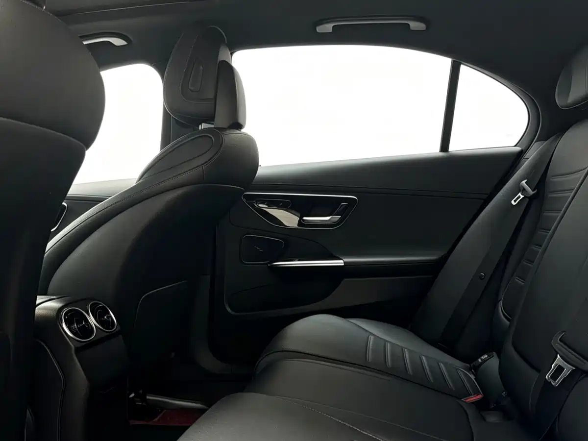 Mercedes-Benz C-Class 2022 C 200 L Sport Version фото 9