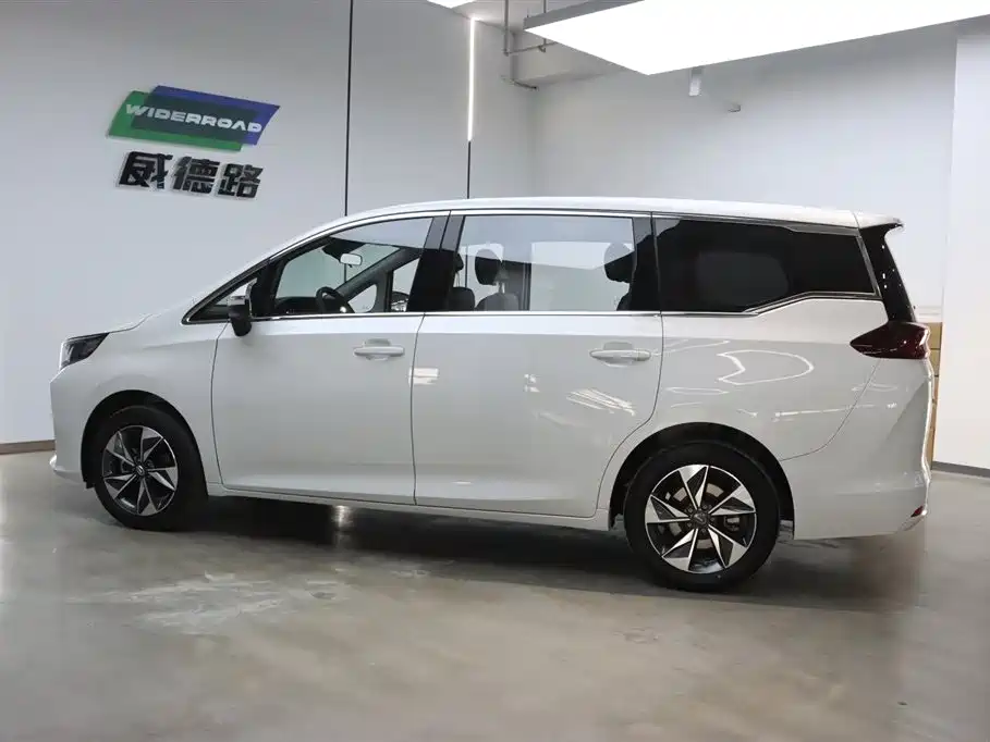 GAC Trumpchi Trumpchi M6 2023 PRO 270T DCT Luxury Edition фото 7