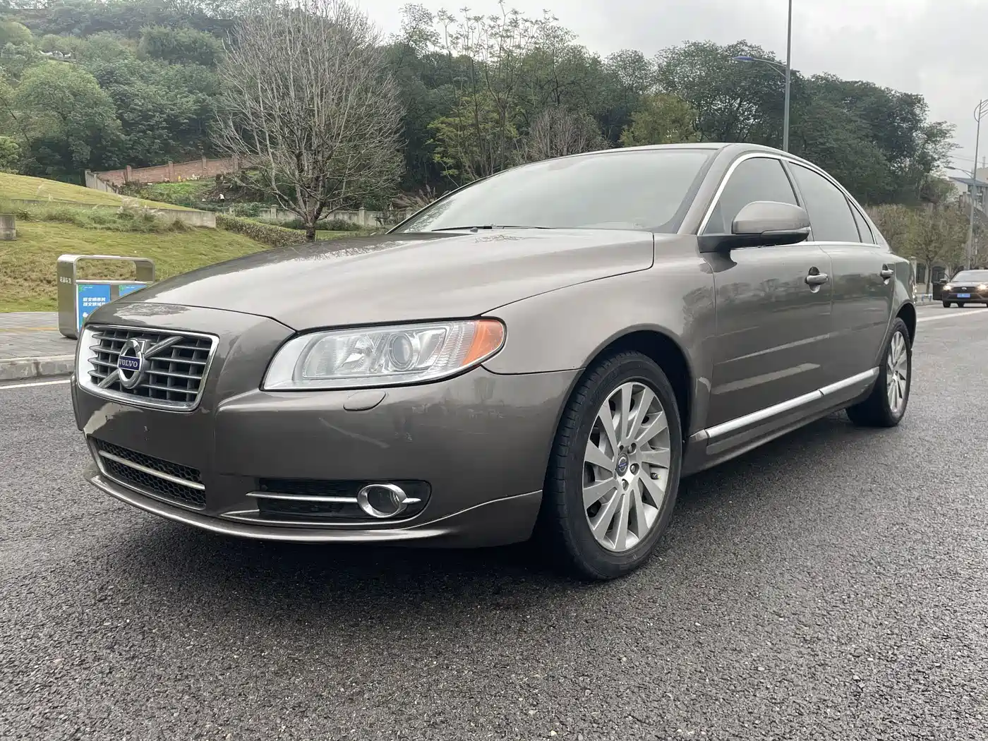 Volvo S80L 2013 2012 2.0T T5 Elegance Edition
