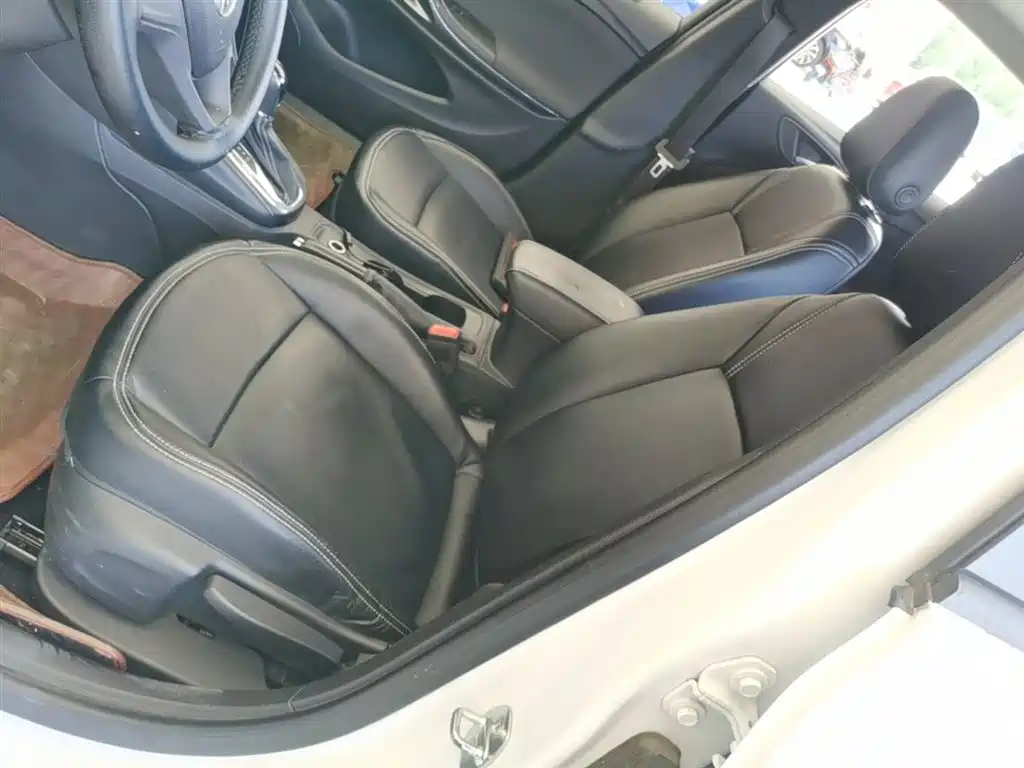 Buick Verano 2016 Hatchback 15S Auto Progressive фото 15