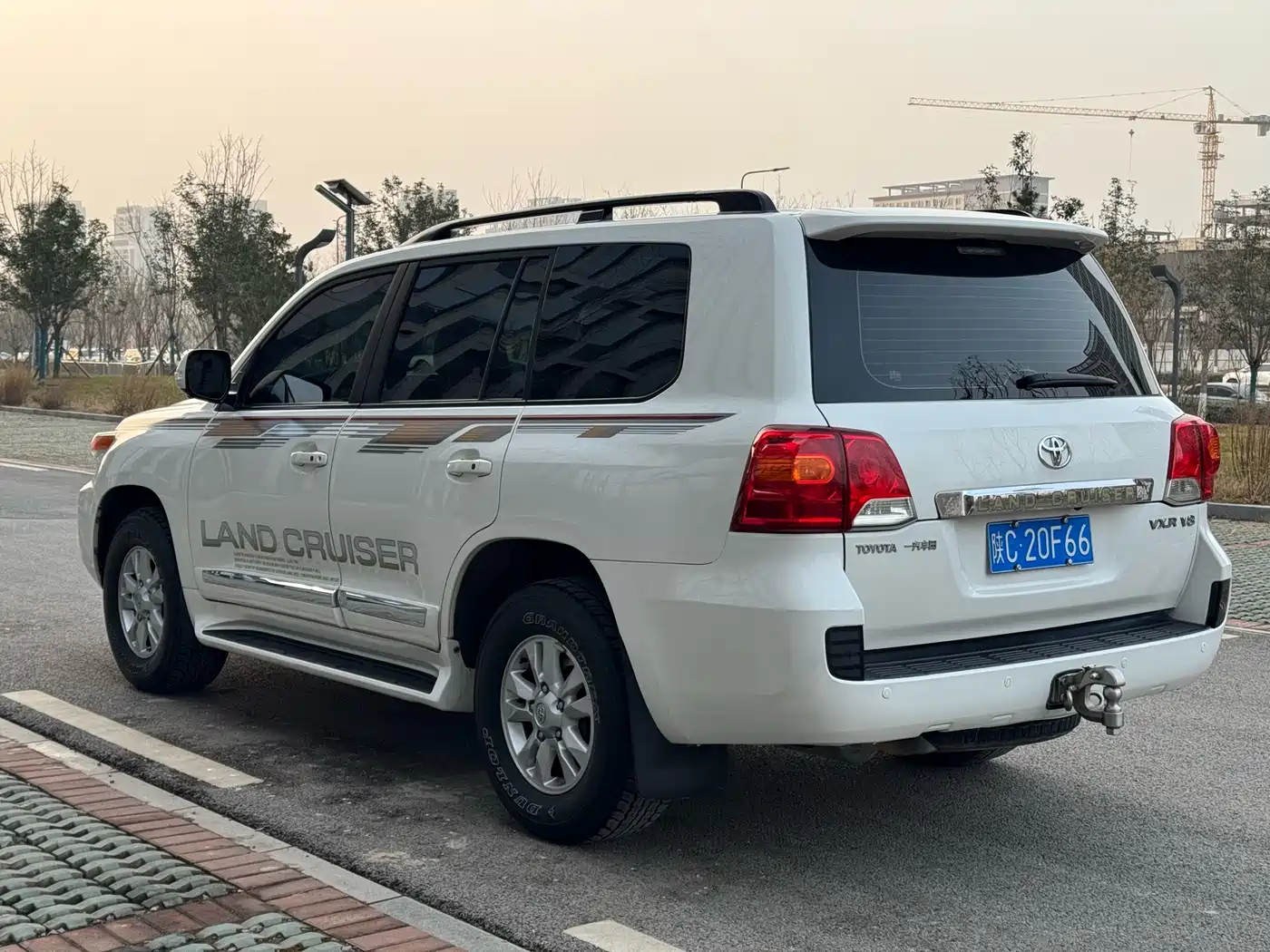 Toyota Land Cruiser 2016 4.0L Automatic VX фото 5