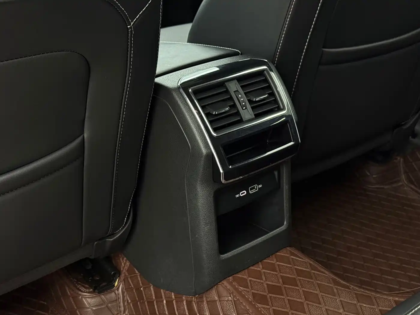Škoda Superb 2023 TSI280 DSG Premium Edition фото 13