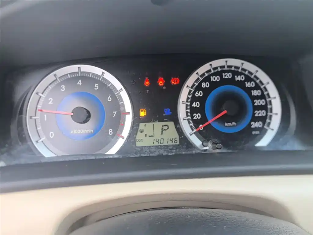 Toyota Corolla 2013 1.6L Automatic Excellence Edition фото 12