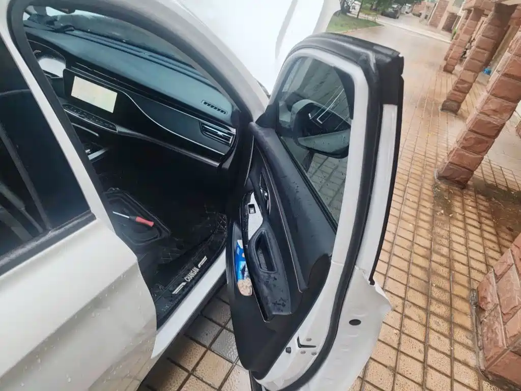 Changan Oshan X7 2021 2020 1.5T Auto Pilot