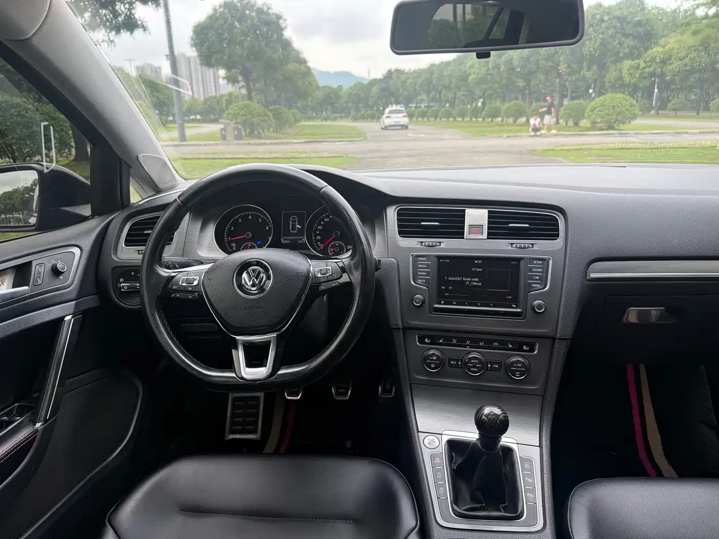 Volkswagen Golf 2015 1.4TSI Manual Comfort фото 15