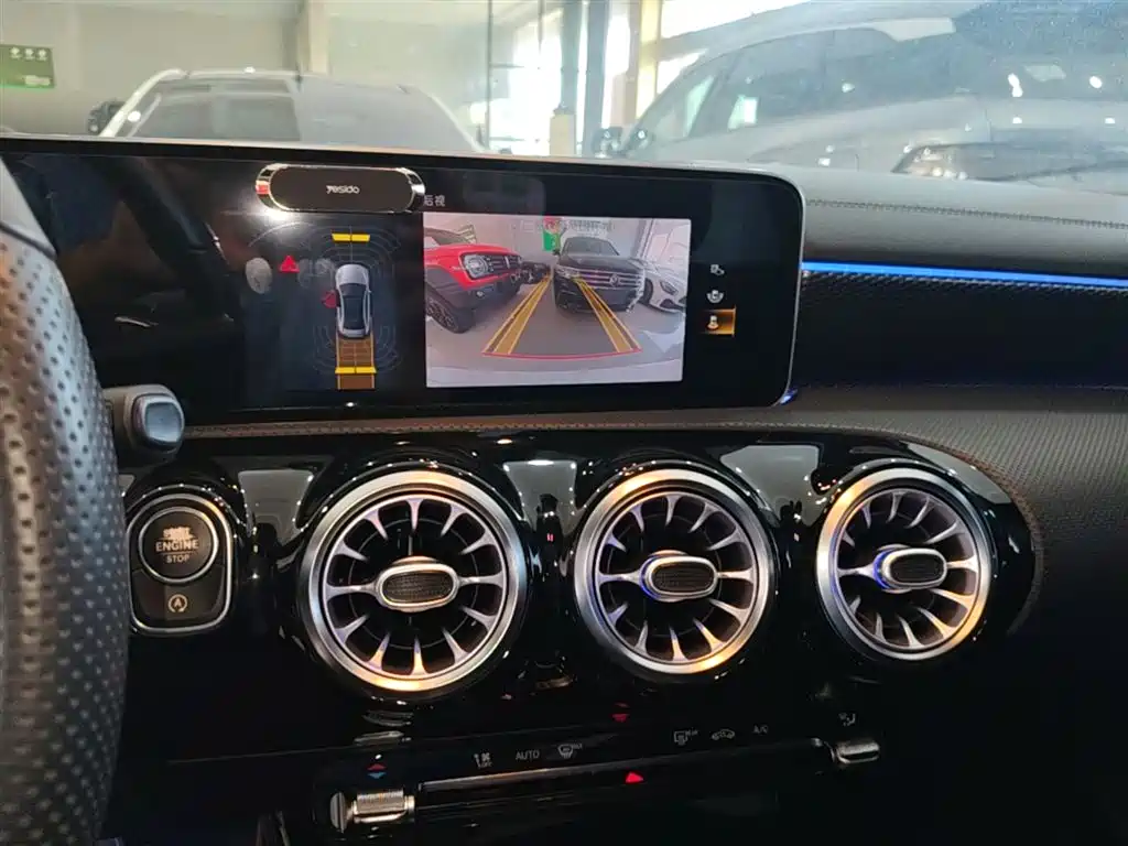 Mercedes-Benz A-Class 2019 A 200 L Sport Sedan фото 13