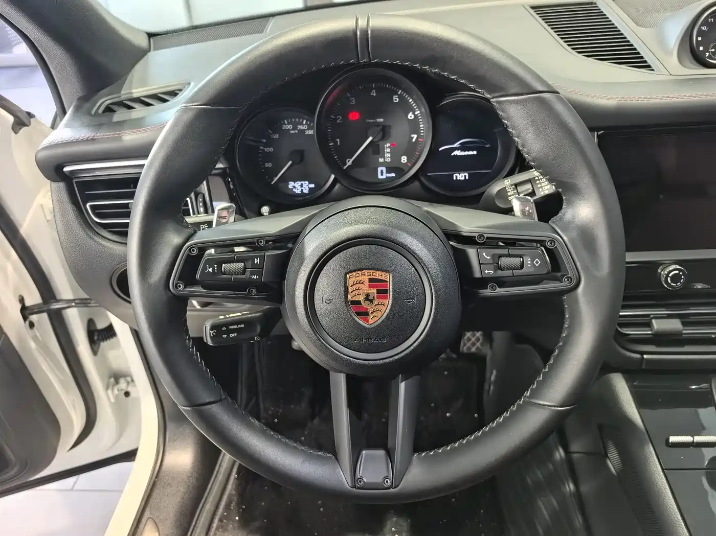 Porsche Macan 2023 Macan 2.0T фото 8