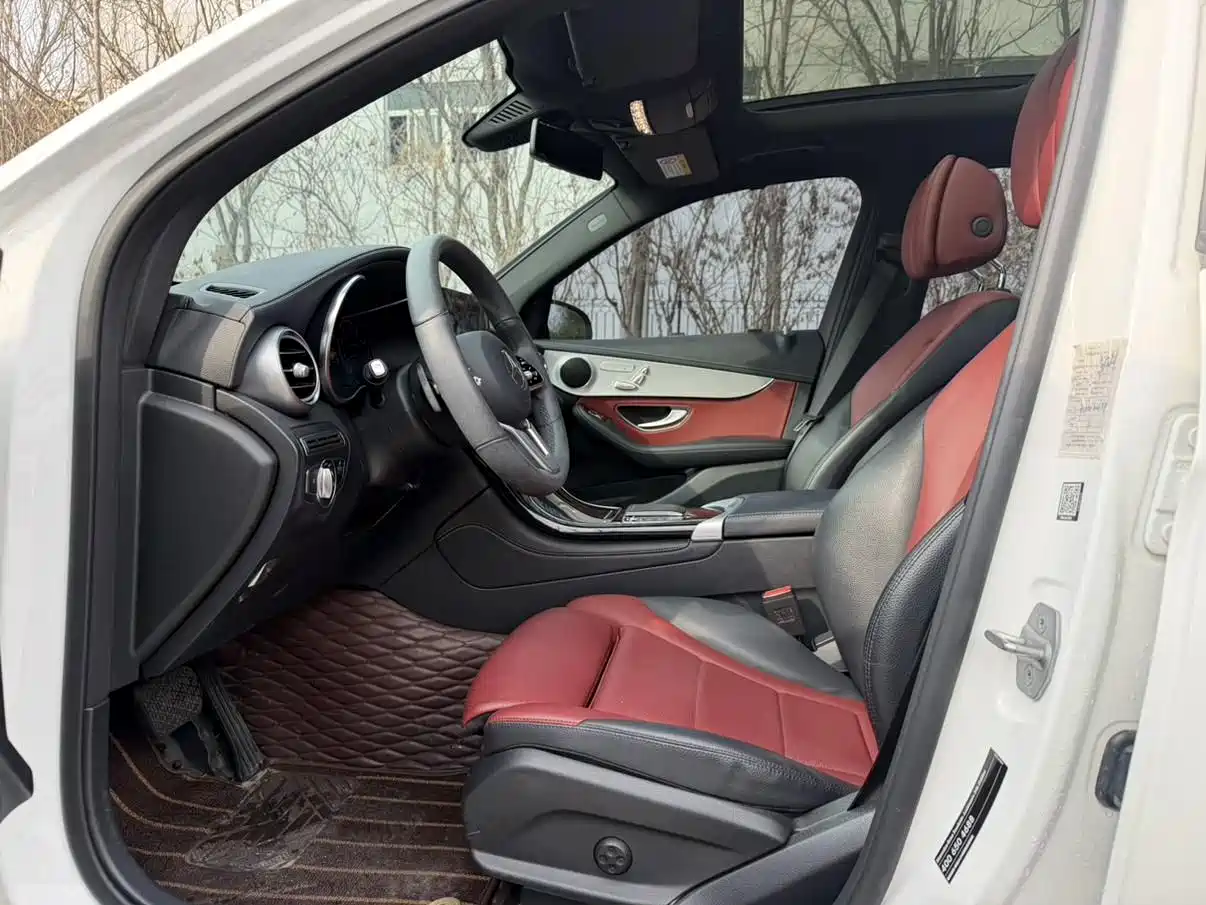 Mercedes-Benz GLC 2021 GLC 300 L 4MATIC Sporty фото 6