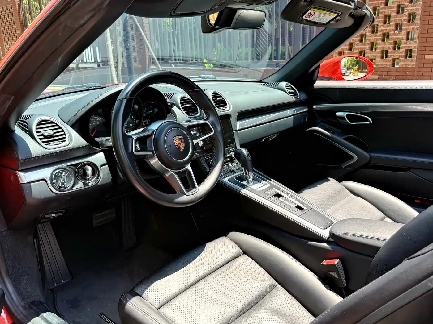 Porsche 718 2018 Boxster 2.0T фото 7