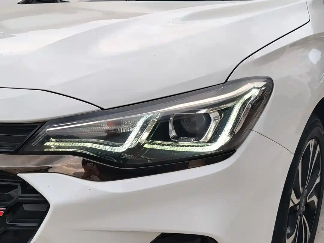 Chevrolet Monza 2020 Mild Hybrid RS 330T Automatic Smooth Edition фото 5