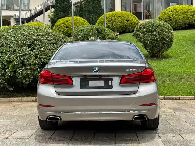 BMW 5 Series 2018 525Li Luxury Package — фото 5
