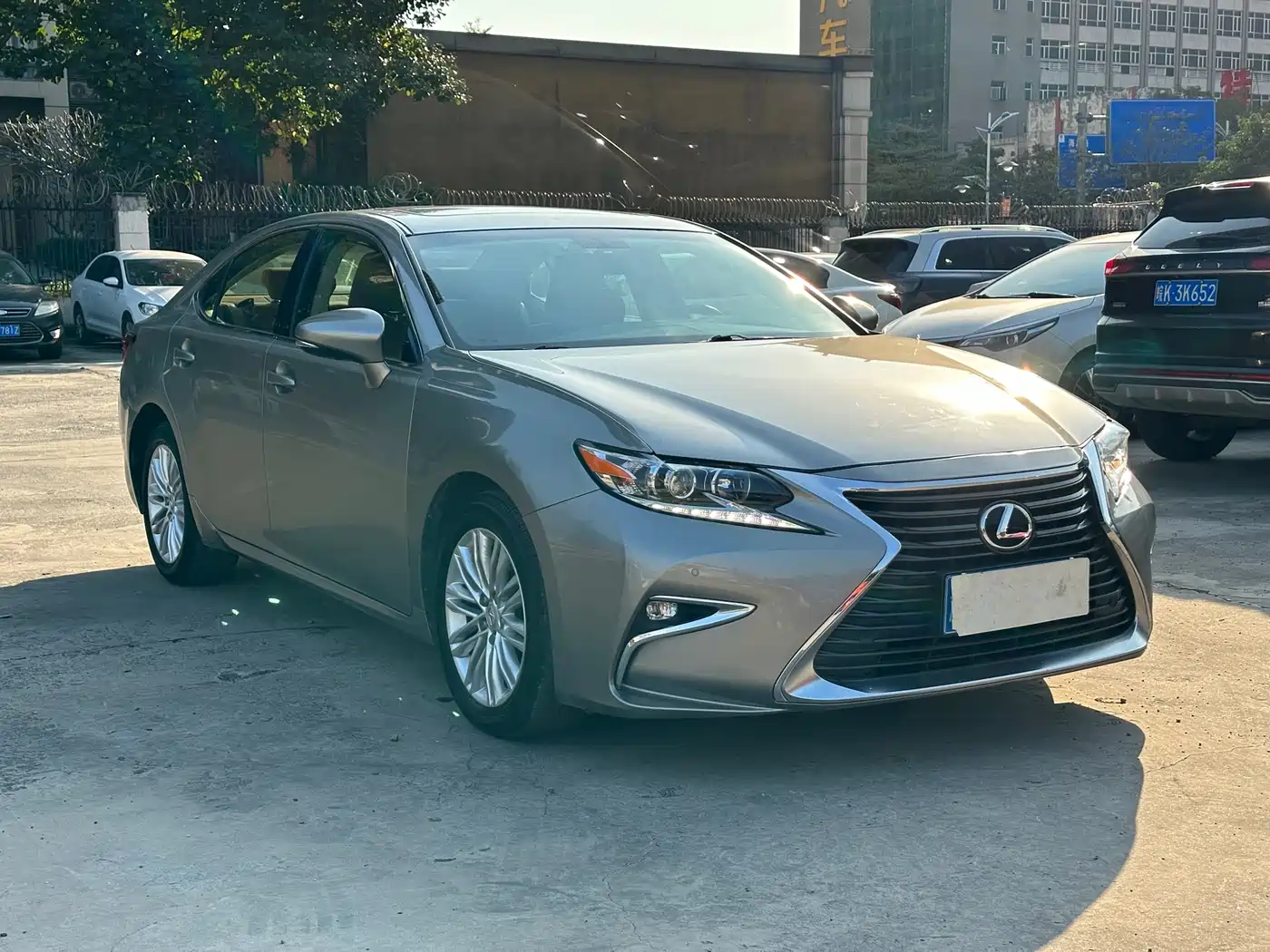 Lexus ES 2015 200 Elite Edition фото 3