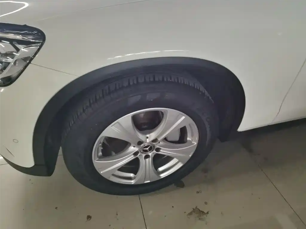 Mercedes-Benz GLC 2020 GLC 260 L 4MATIC Dynamic фото 23