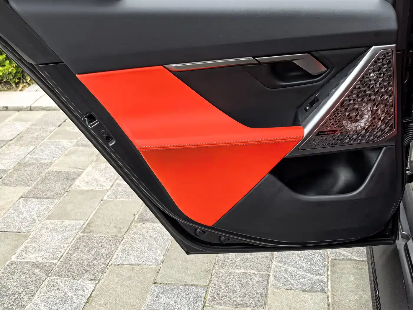BMW M5 New Energy 2025 M5 фото 13