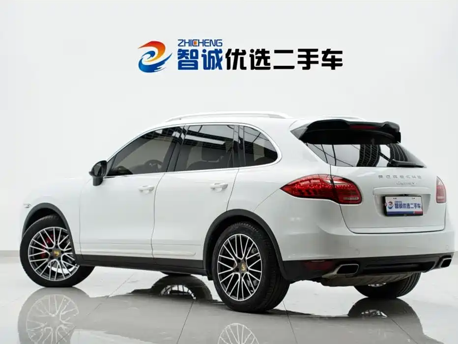 Porsche Cayenne 2011 Cayenne 3.0T фото 6