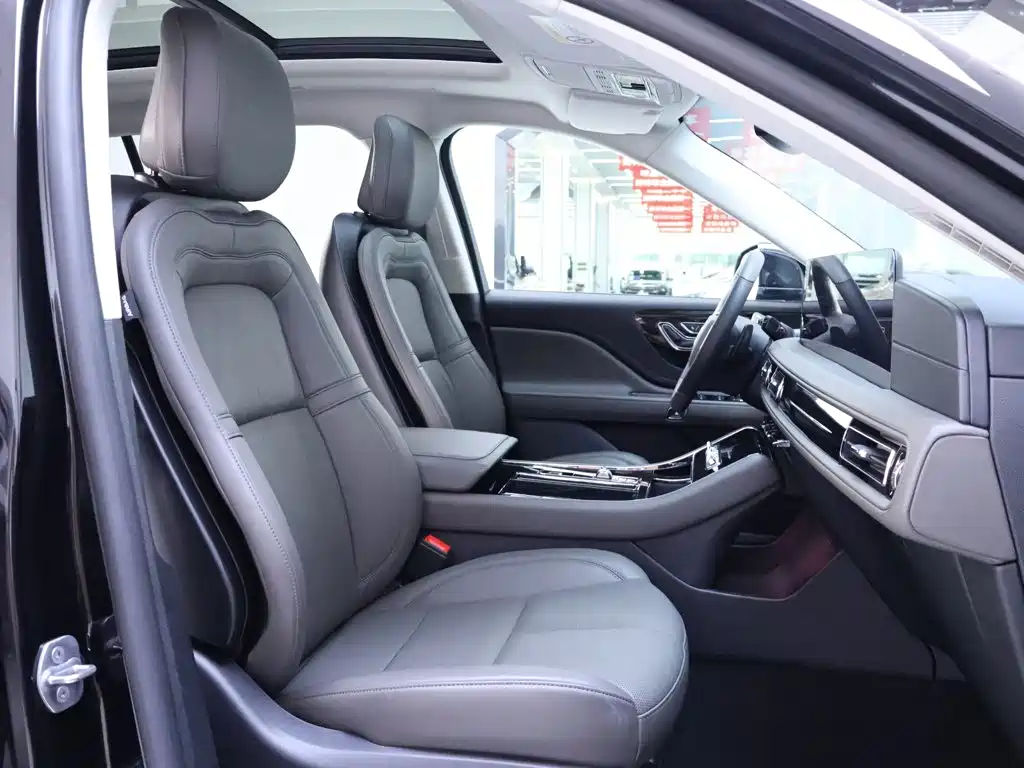 Lincoln Aviator 2025 2024 3.0T V6 AWD Elegance 6-Seater