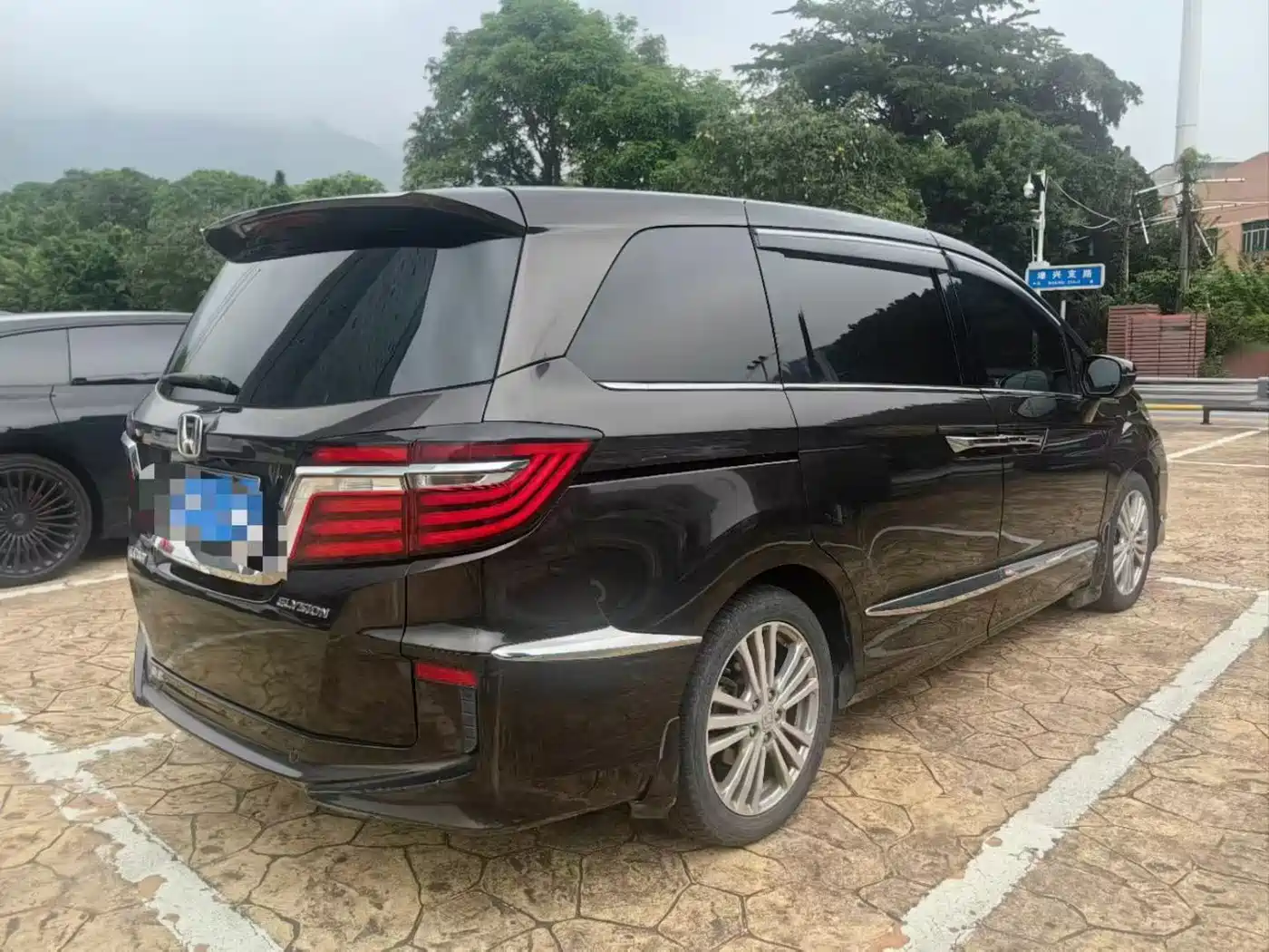 Honda Elysion 2016 2016 2.4L Luxury Edition
