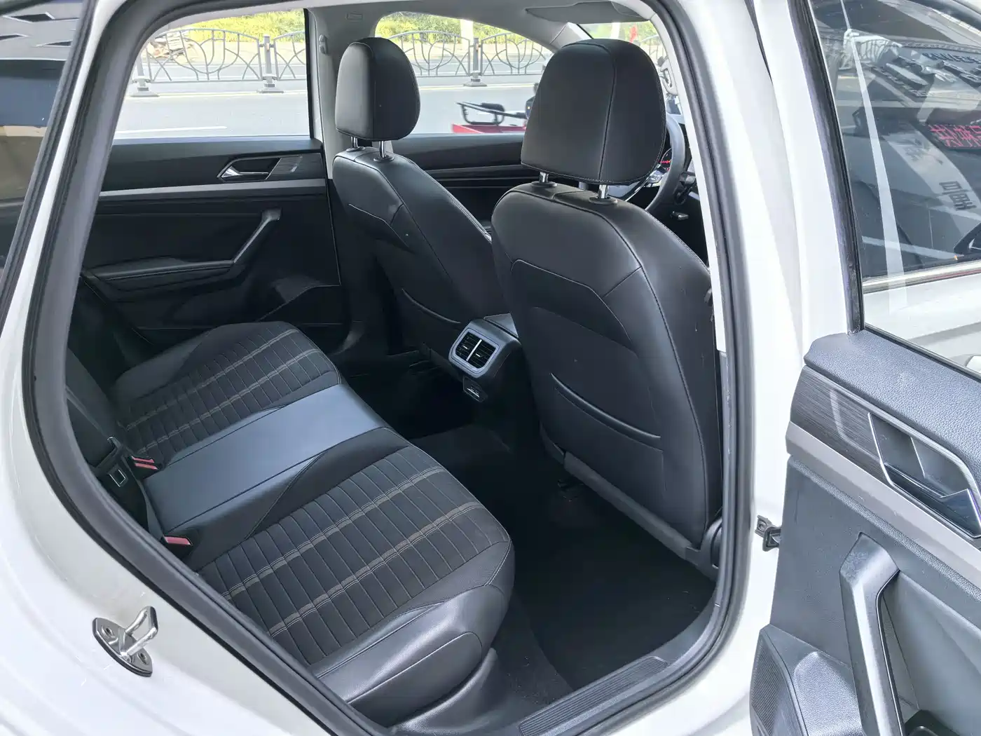 Volkswagen Lavida 2019 280TSI DSG Comfort Edition China VI фото 14