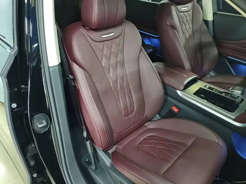Hongqi HS7 PHEV 2025 2024 2.0T PHEV 4WD Flagship Edition 6-seater