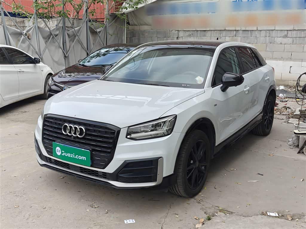 Audi Q2L