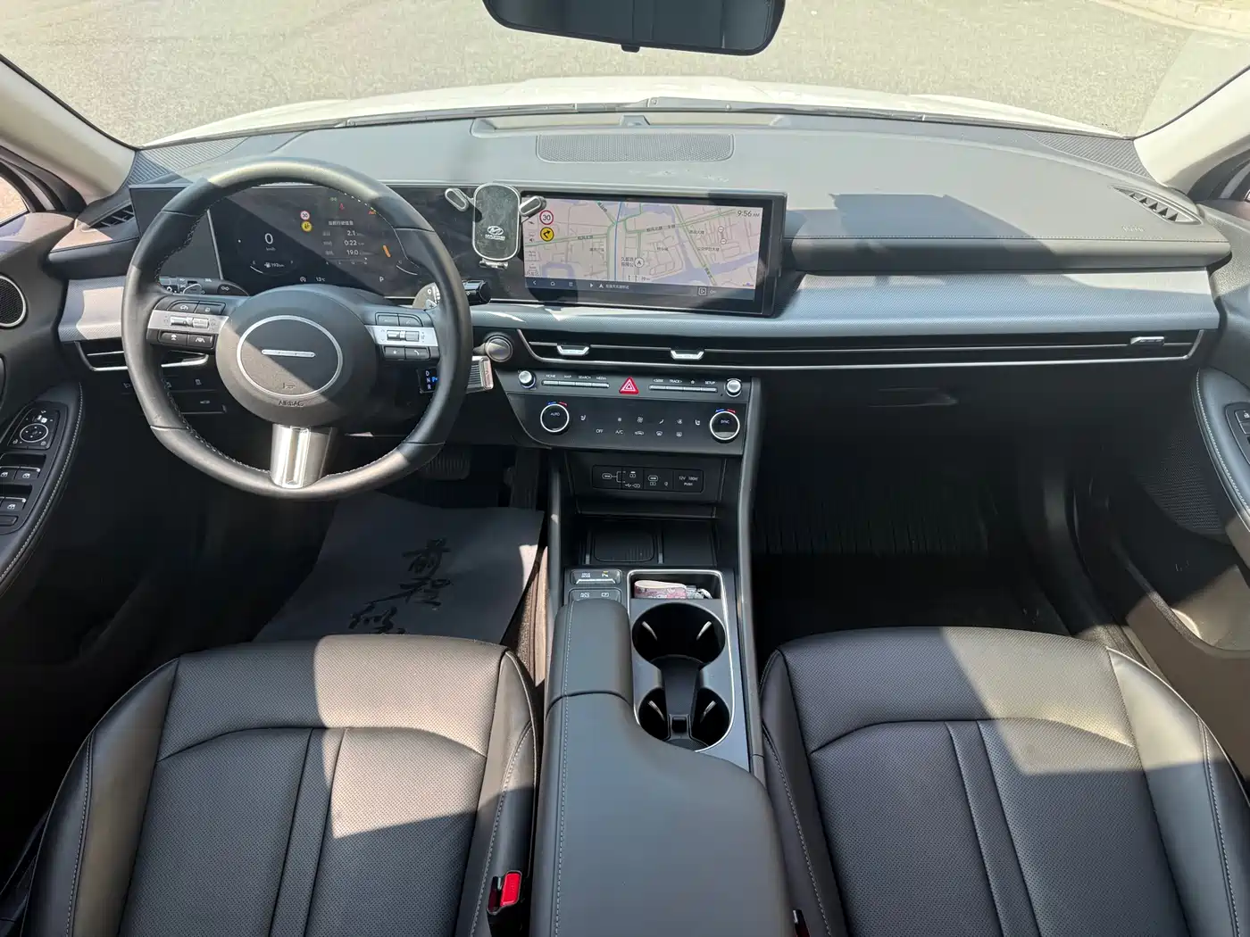 Hyundai Sonata 2024 1.5T Pro фото 29