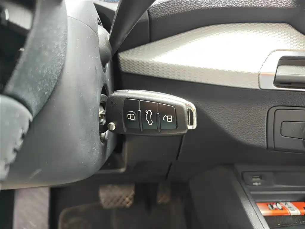 Audi Q2L 2020 35 TFSI Progressive Dynamic Model фото 9