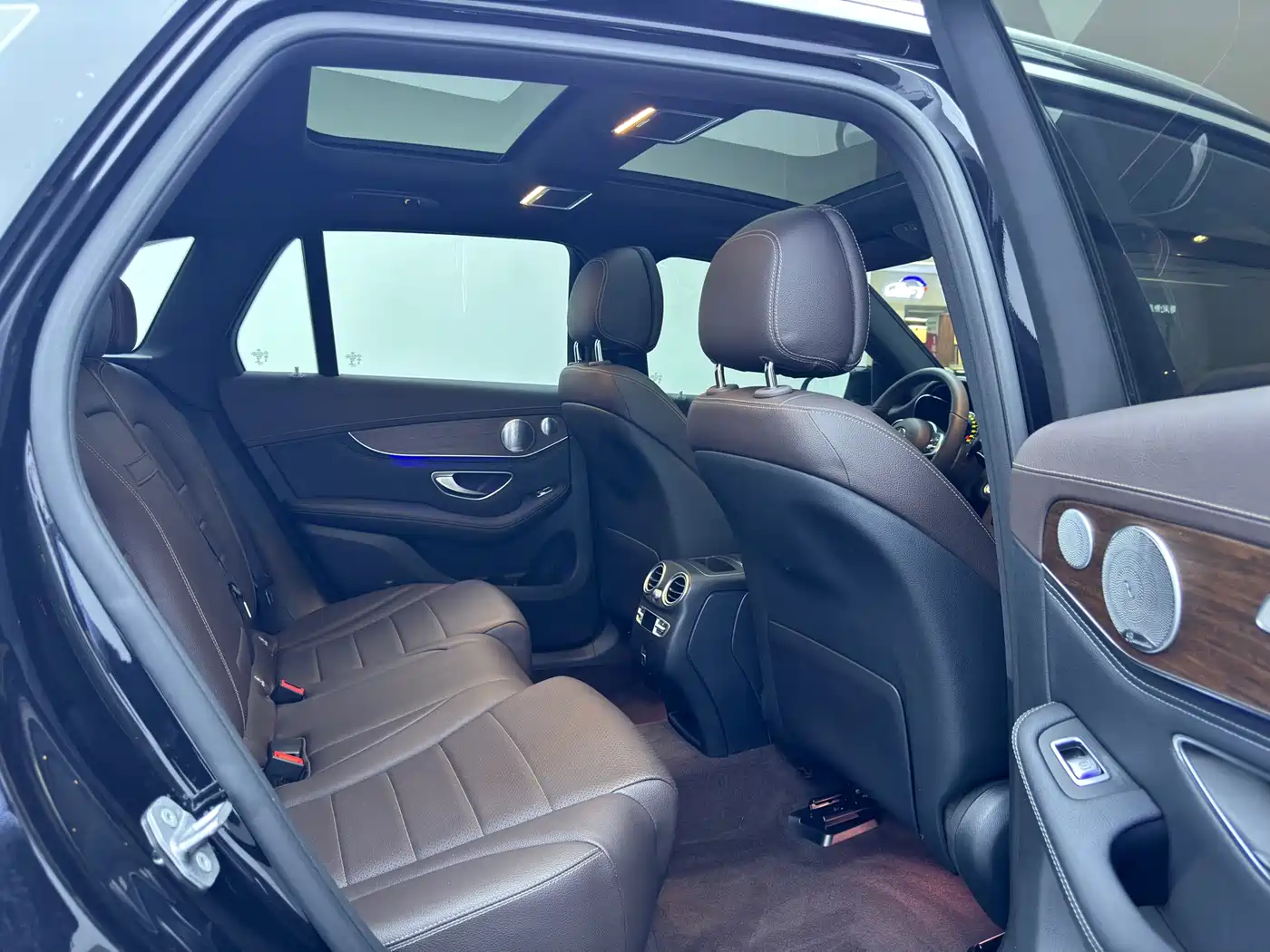 Mercedes-Benz GLC 2020 Facelift GLC 300 L 4MATIC Luxury фото 10