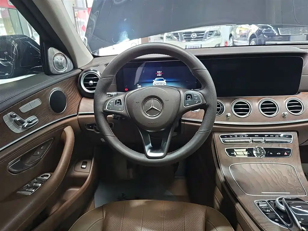 Mercedes-Benz E-Class 2018 Facelift E 300 L Luxury фото 7