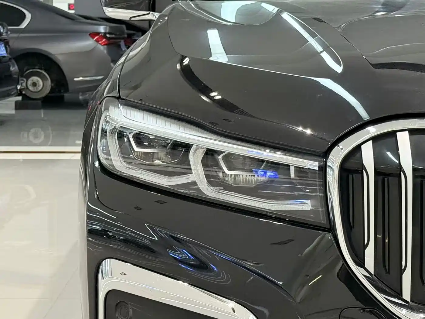 BMW 7 Series 2019 730Li M Sport Package фото 4