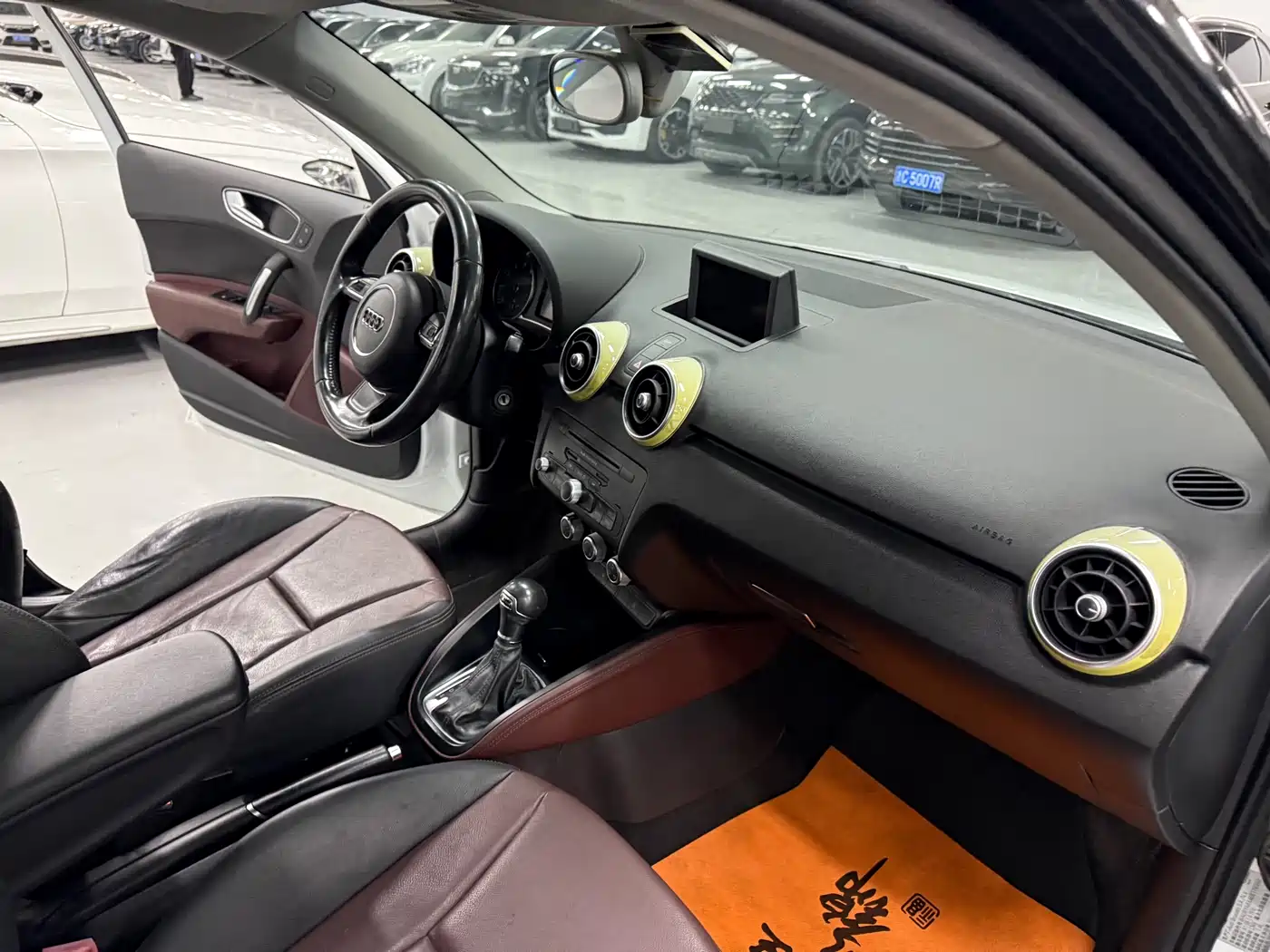 Audi A1 2014 30 TFSI Sportback Comfort фото 12